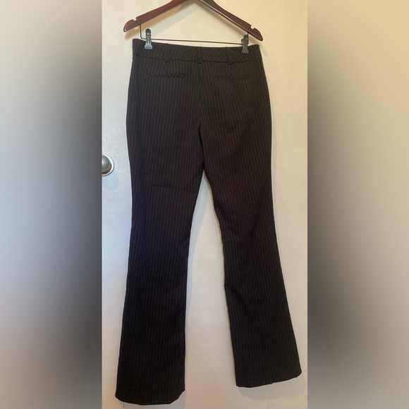 Suzy Shier Mid-Rise Flared Leg Striped Trousers Size 7/8 - Picture 5 of 5